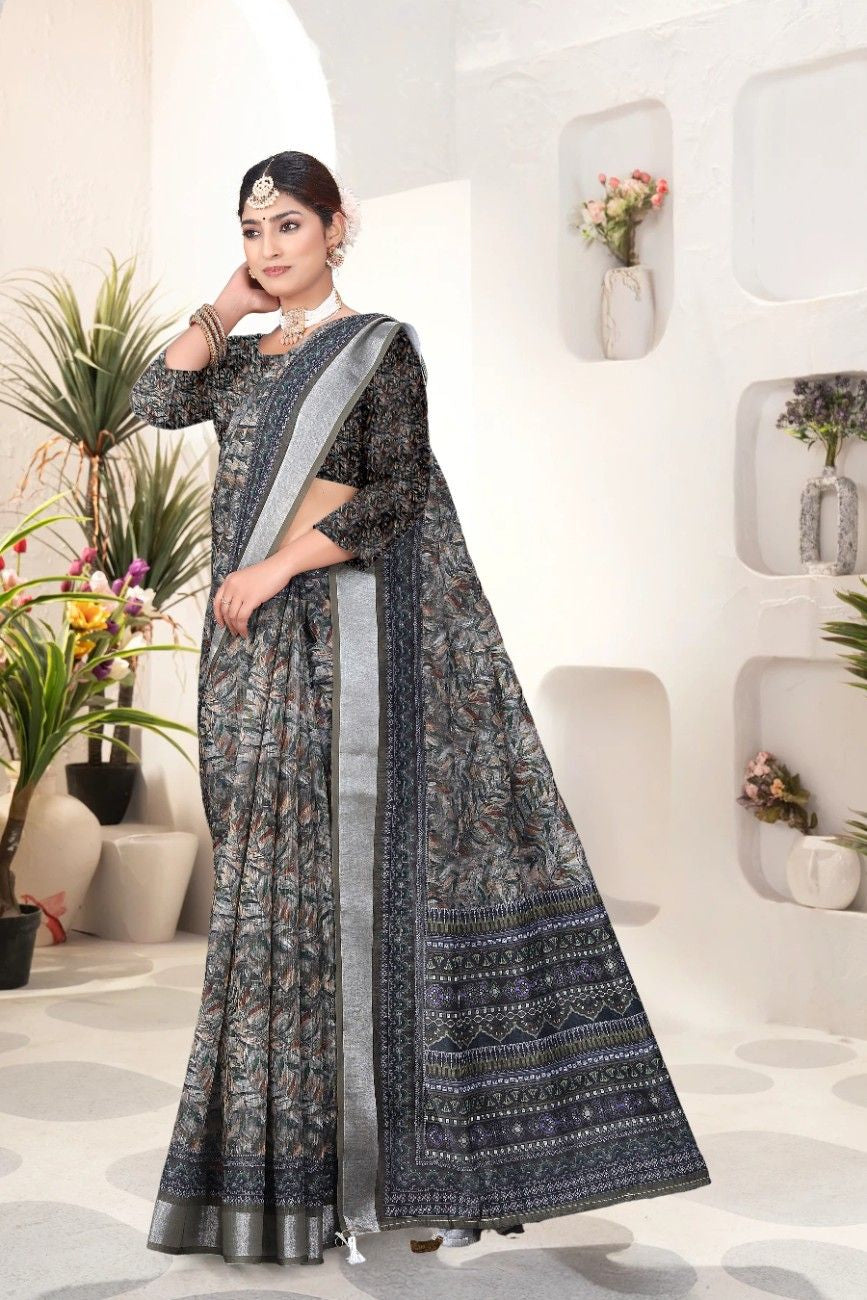 Georgette Saree with Digital Floral AND Geometric Print & Fancy Latkans