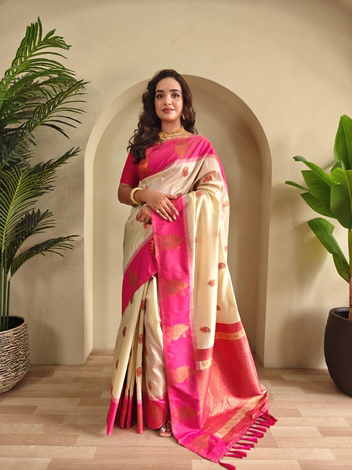 Premium Dual-Tone Silk Saree With Vibrant Contrast Pallu