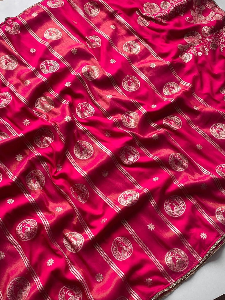 Premium Dola Silk Saree With Zari-Dola Stripes