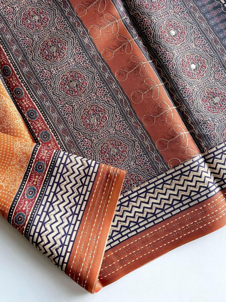 Premium Blend Silk Saree With  Bandhani Print And Kantha Work