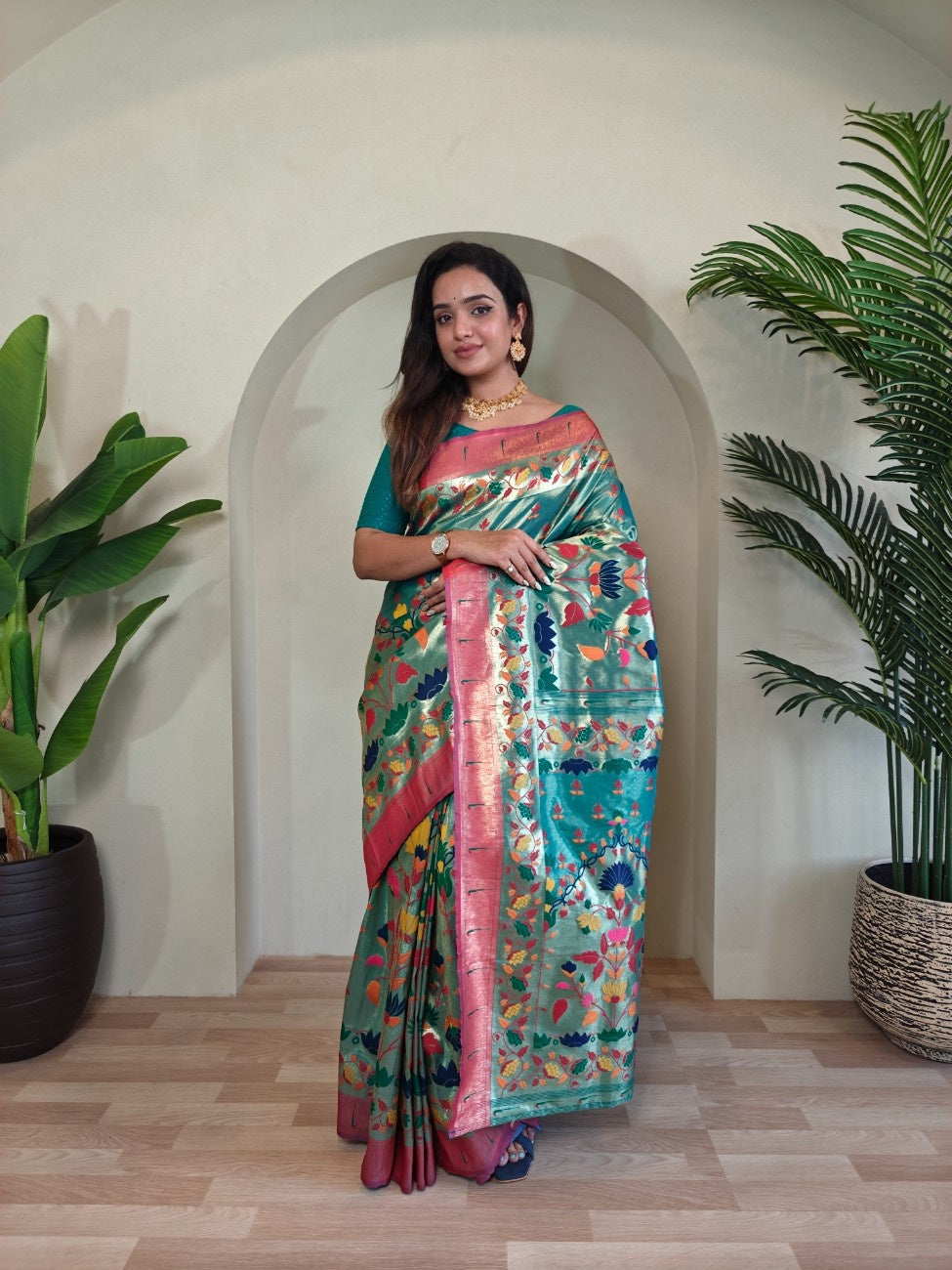 Paithani Weaving Saree