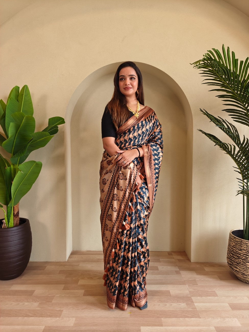 Viscose Dola Saree