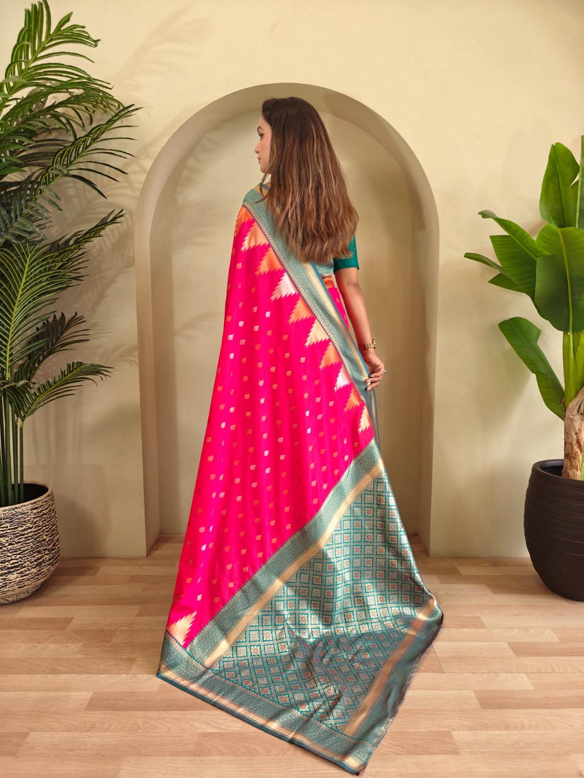 Kanchipuram Silk Saree With  Copper And Silver Zari Work Paired With a Beautifully Detailed Rich Pallu