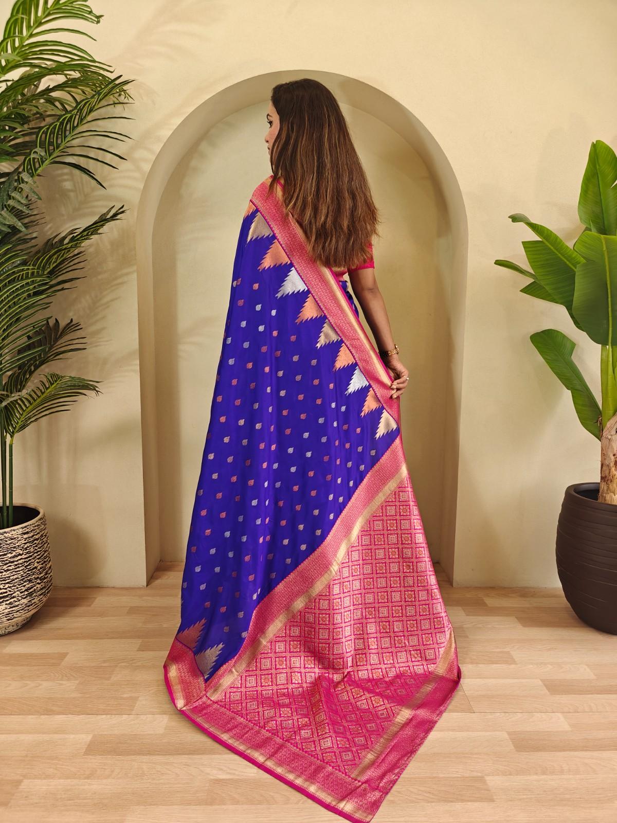 Kanchipuram Silk Saree With  Copper And Silver Zari Work Paired With a Beautifully Detailed Rich Pallu