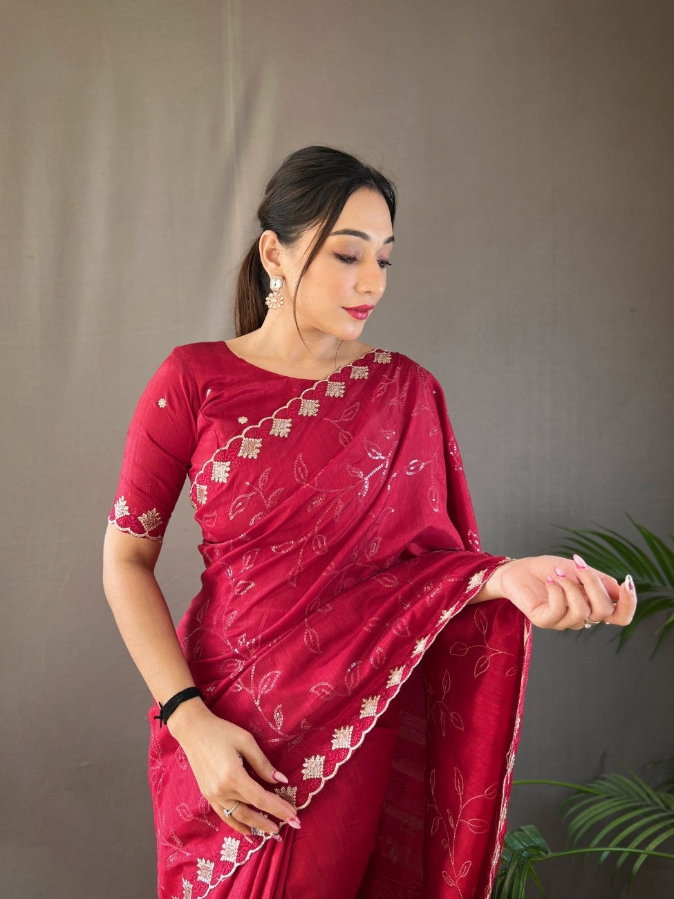 Pure Ruhi Silk & One Minute Ready-to-Wear Saree