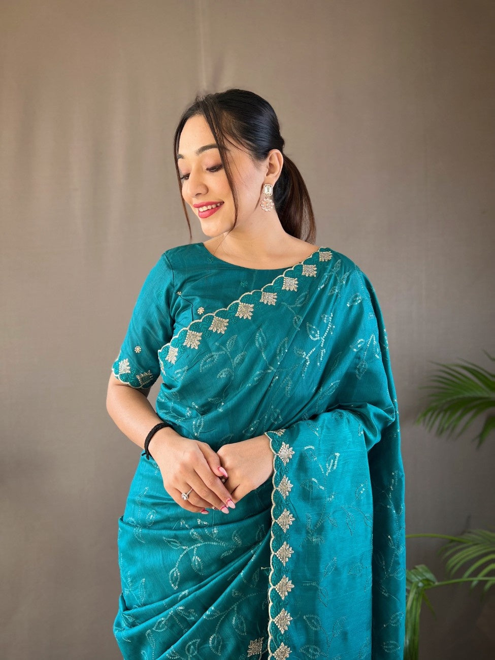 Pure Ruhi Silk & One Minute Ready-to-Wear Saree
