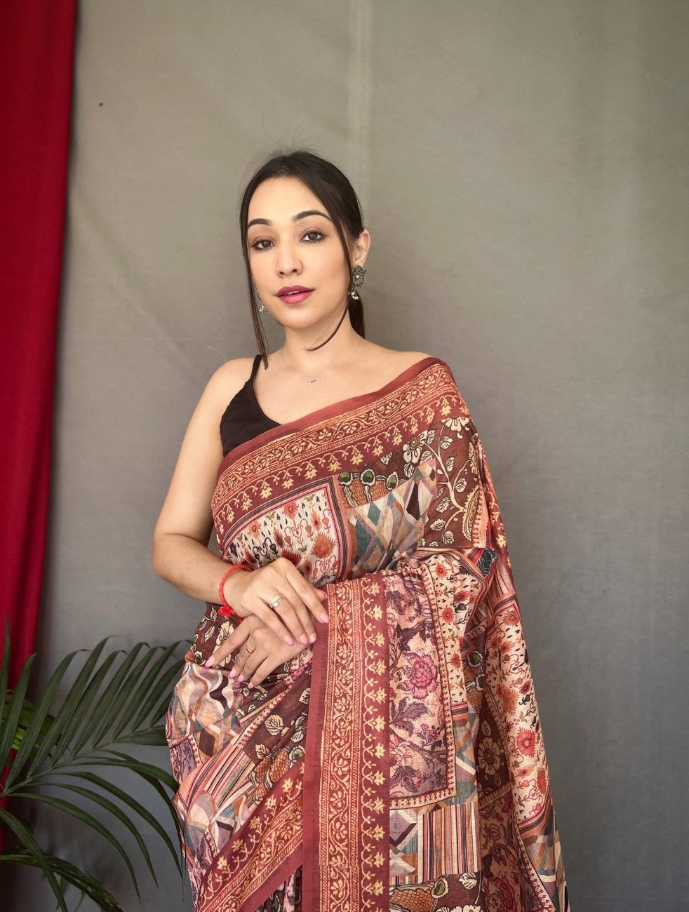 Cotton Sarees With Kashmiri Digital Print
