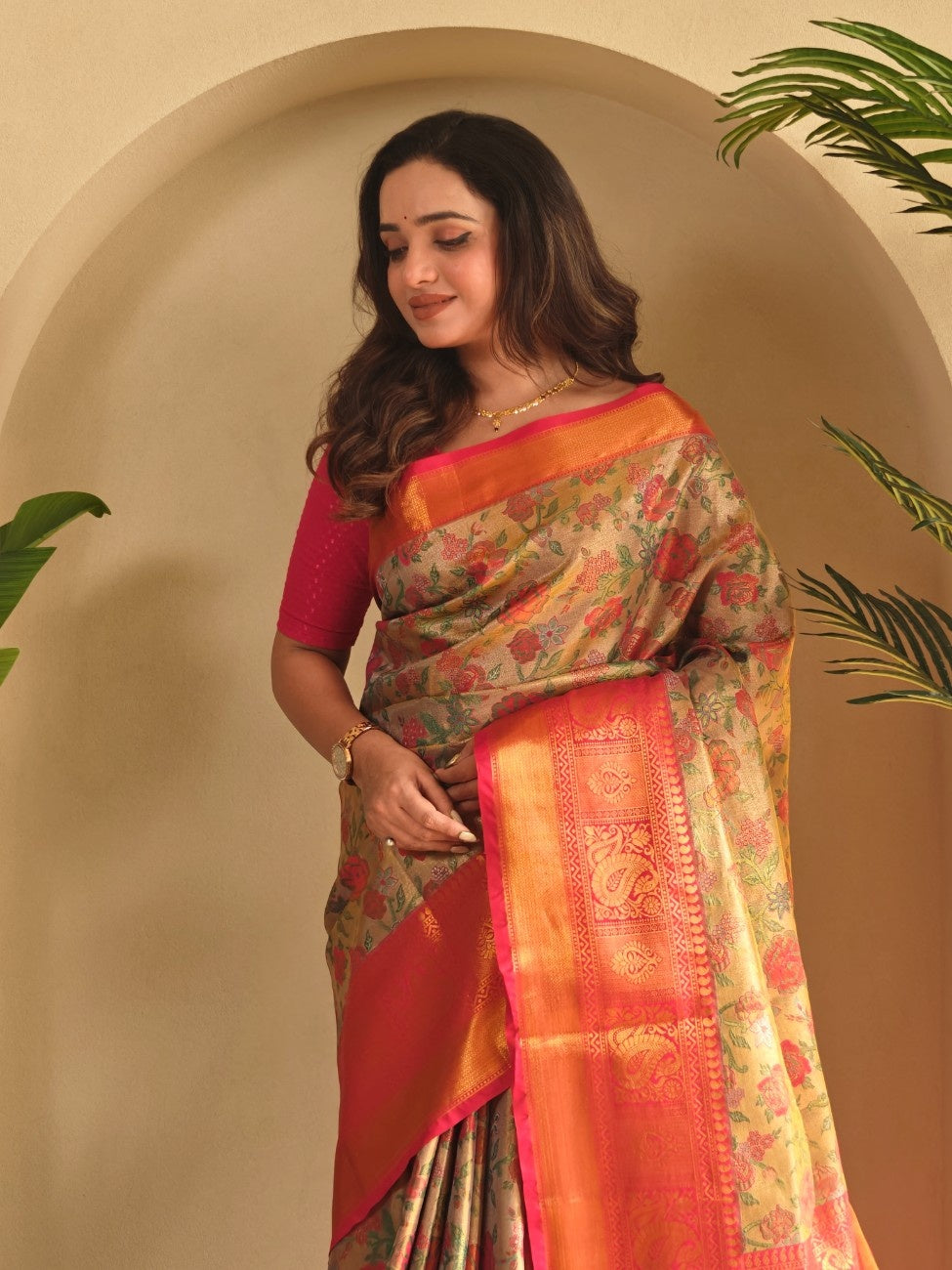 Kanchipuramm Silk With Golden zari weaving