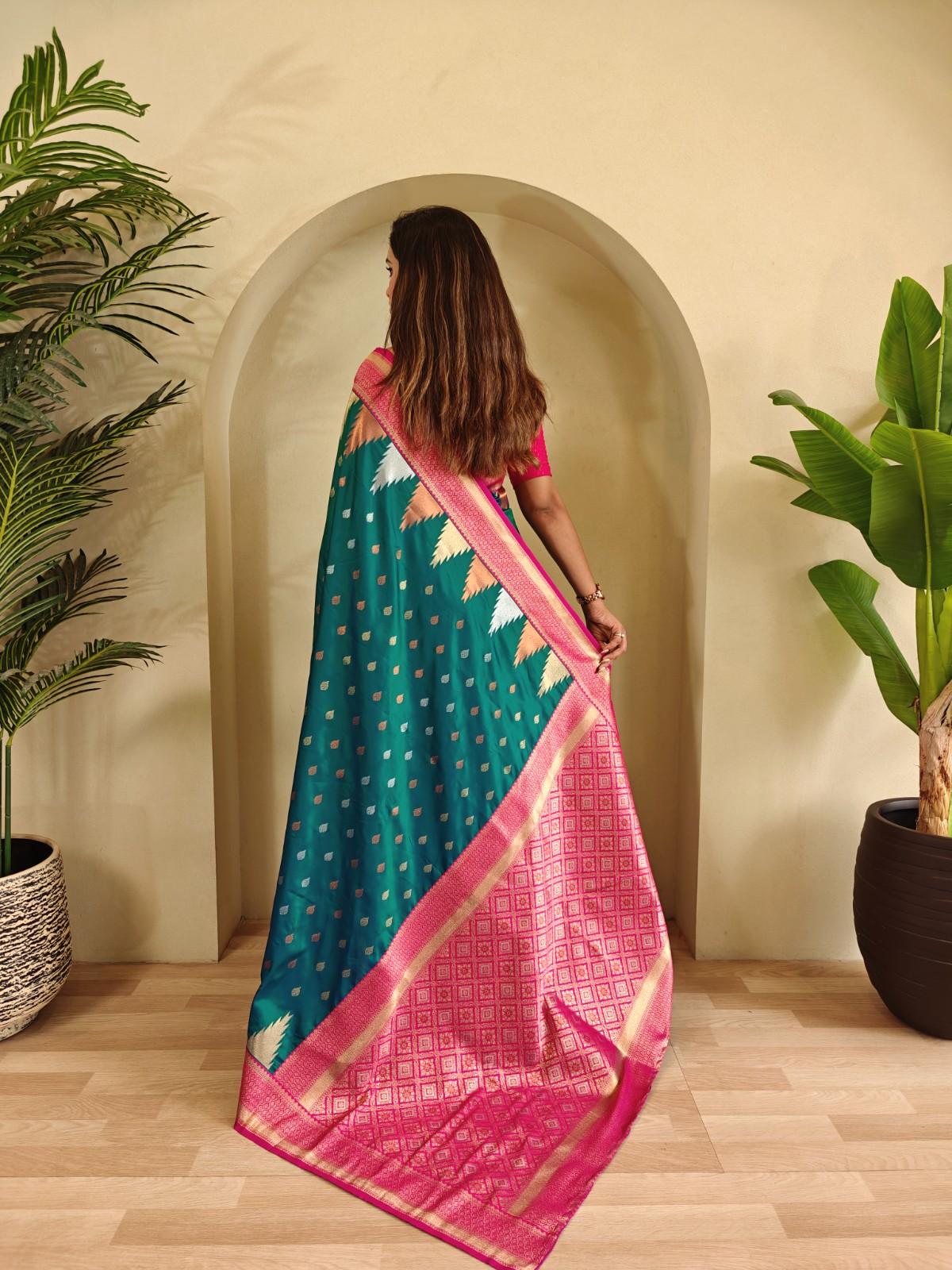 Kanchipuram Silk Saree With  Copper And Silver Zari Work Paired With a Beautifully Detailed Rich Pallu