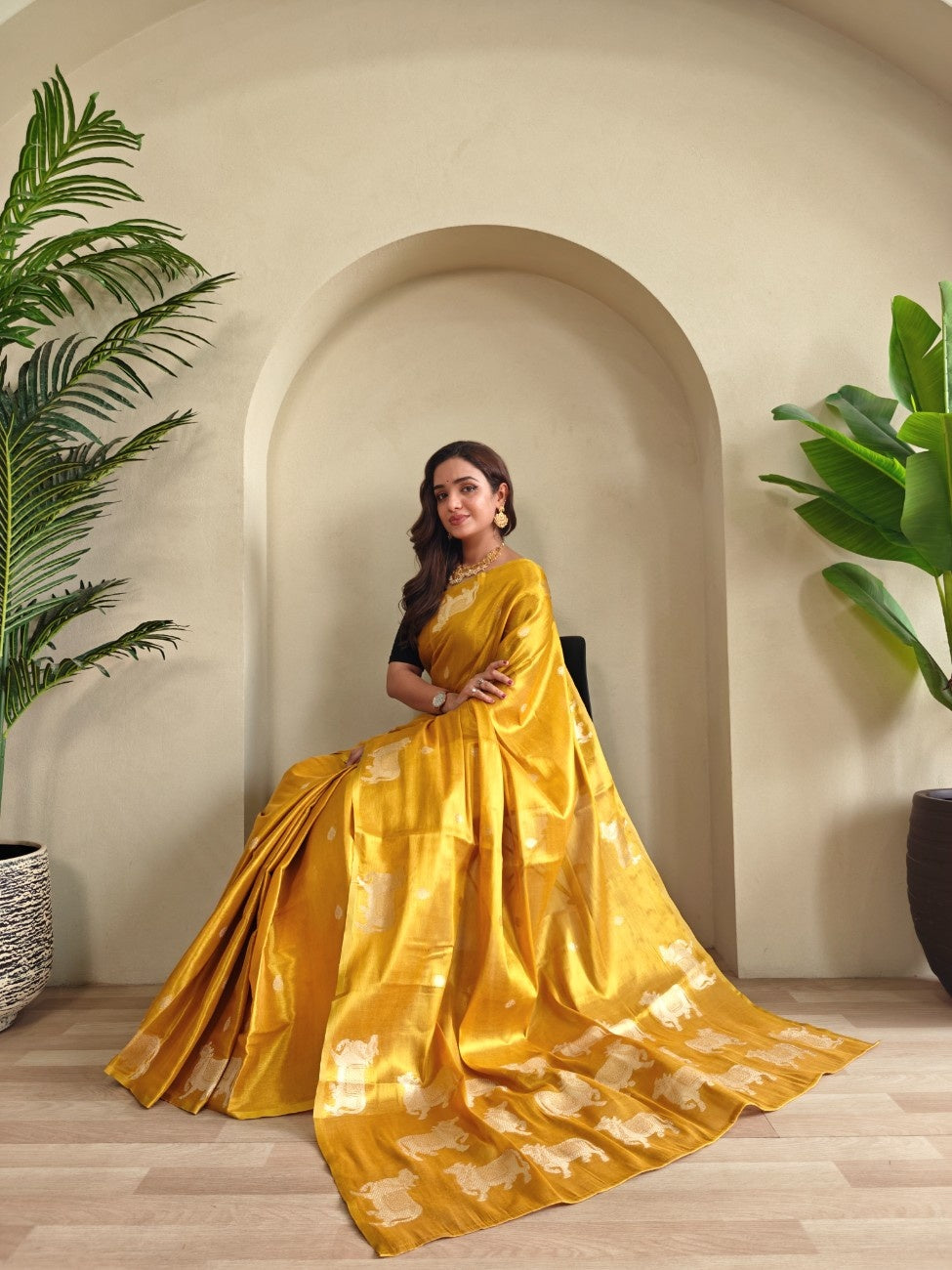 Premium Zari Tissue Weaving Saree