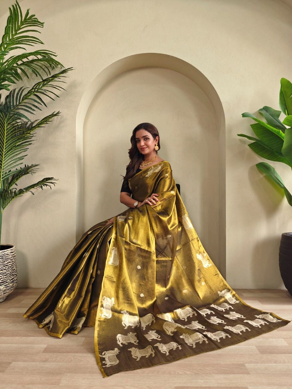 Premium Zari Tissue Weaving Saree