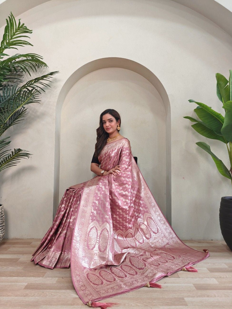 Mushru Satin Silk Saree with leheriya weaving design