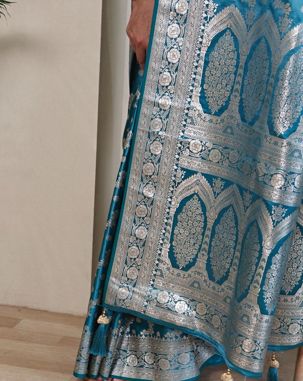 Mushru Satin Silk Saree with leheriya weaving design