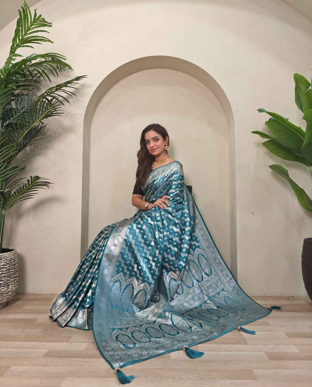 Mushru Satin Silk Saree with leheriya weaving design