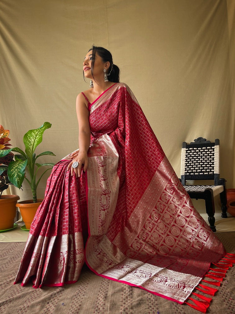 Premium Khicha Silk Saree with Silver Border, Weaving and Tassels