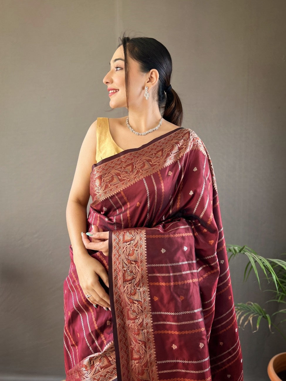 Pure Silk Saree With Lining Zari Weaving Design