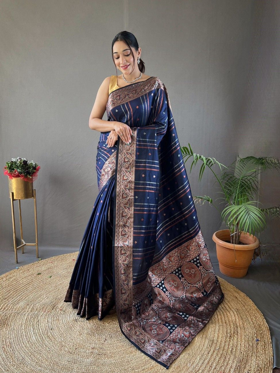 Pure Silk Saree With Lining Zari Weaving Design