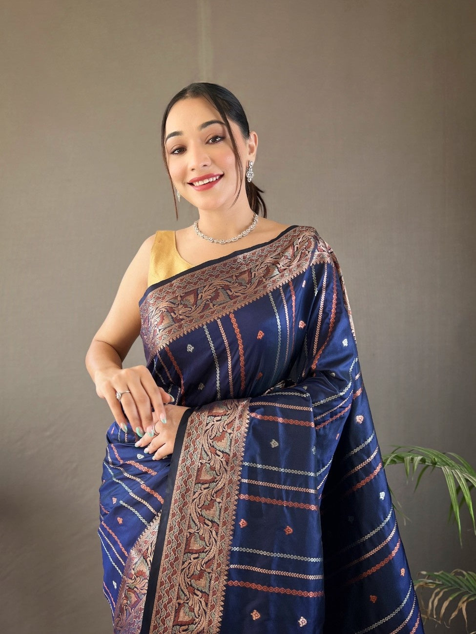 Pure Silk Saree With Lining Zari Weaving Design