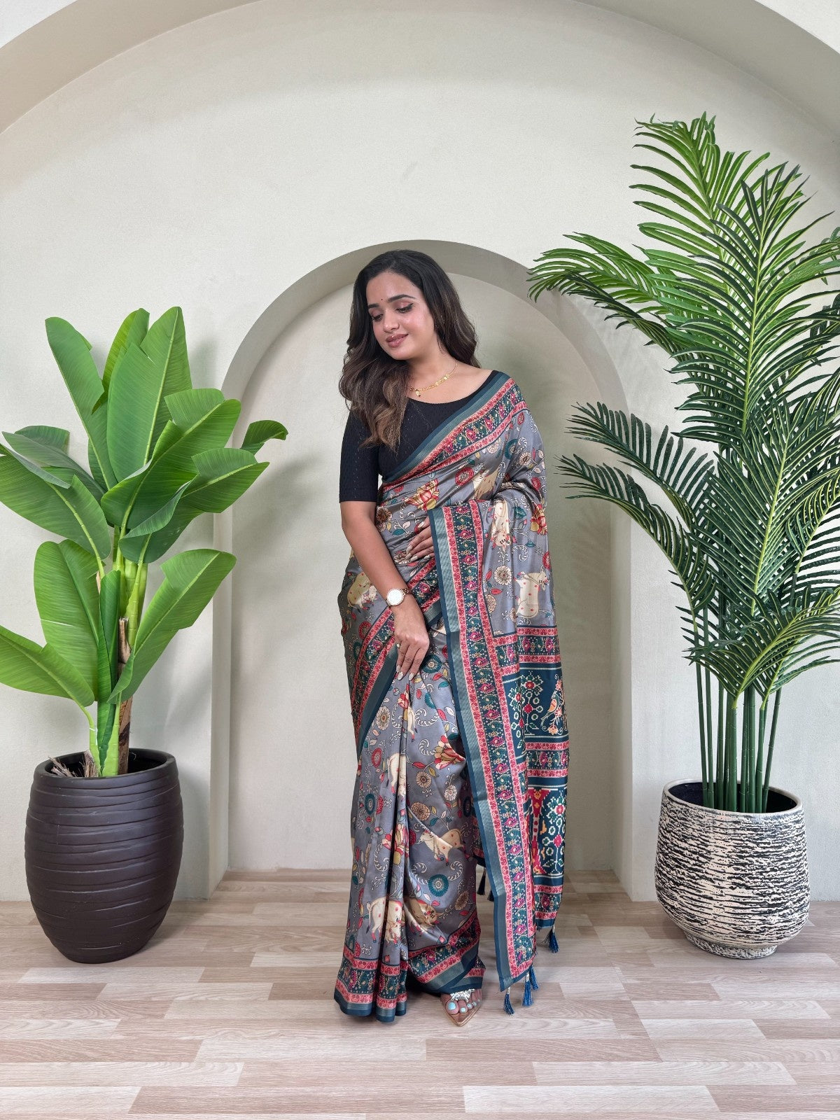 Premium Dola Viscose Saree With Digital Print and Zari border