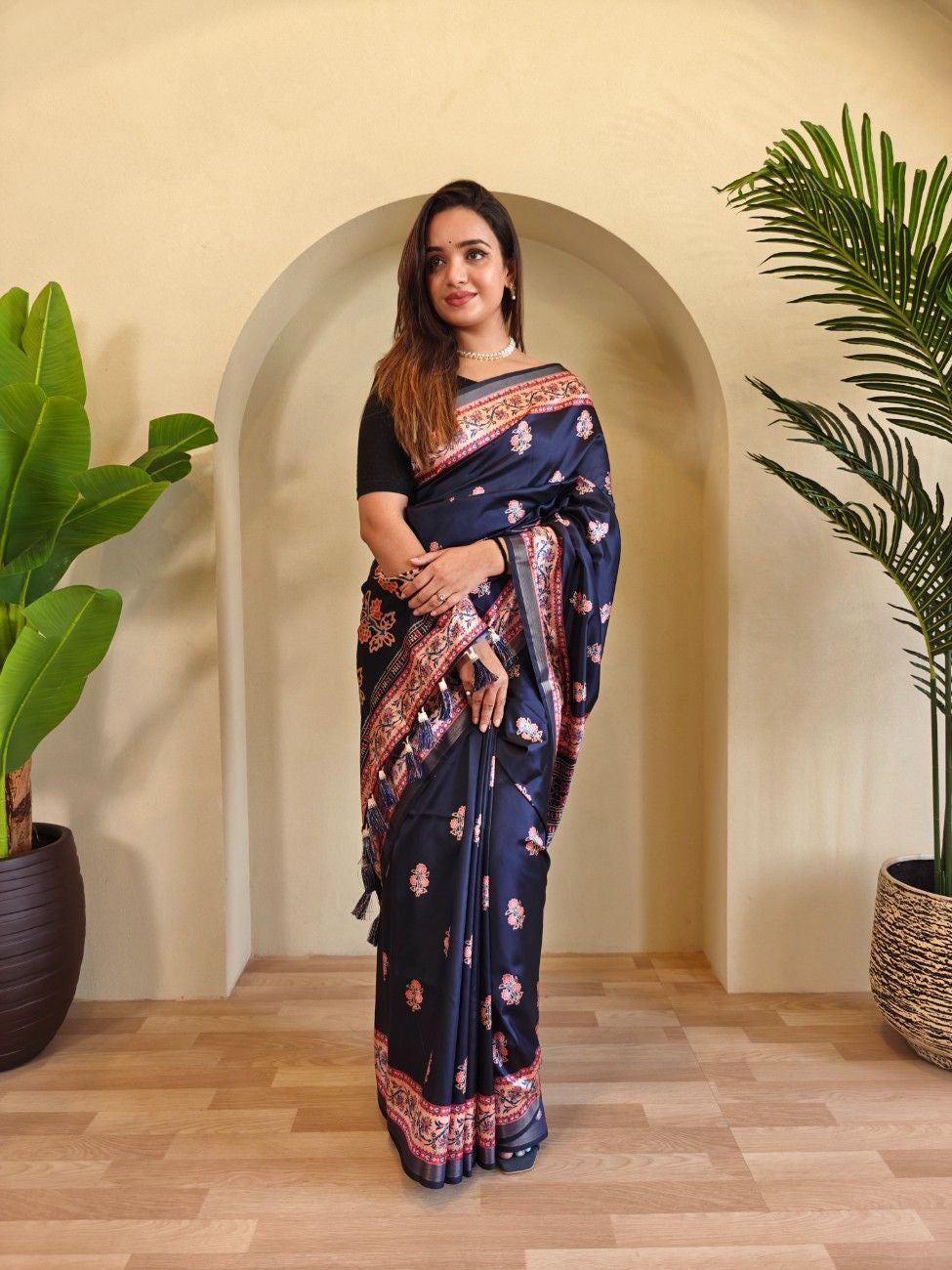 Viscose Dola Silk Saree