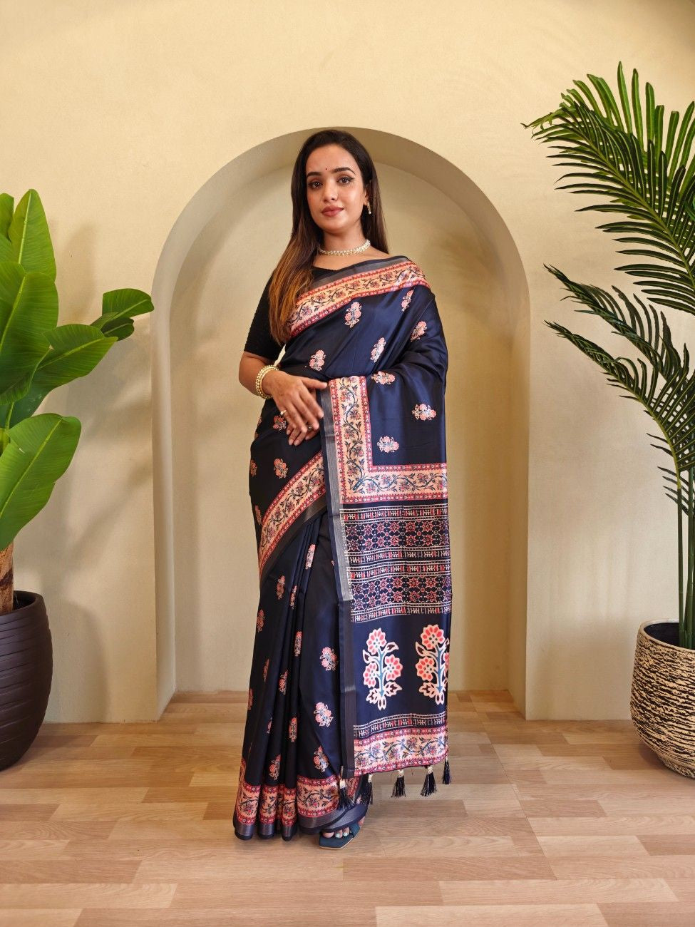 Viscose Dola Silk Saree