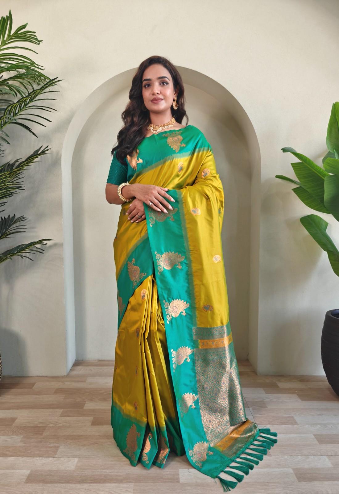 Premium Dual-Tone Silk Saree With Vibrant Contrast Pallu