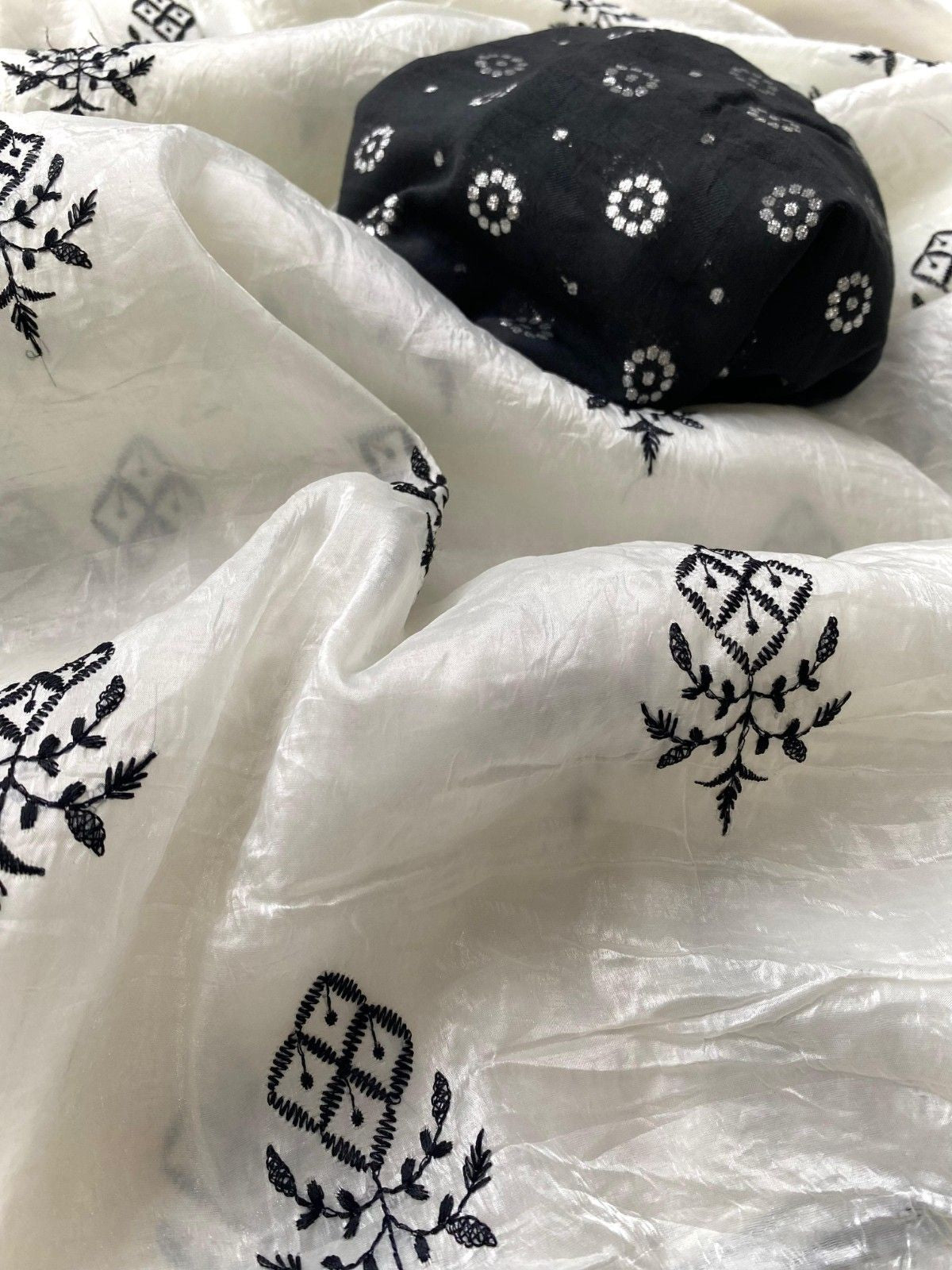 Pure Paper Crush Saree With  beautiful black thread butti embroidery