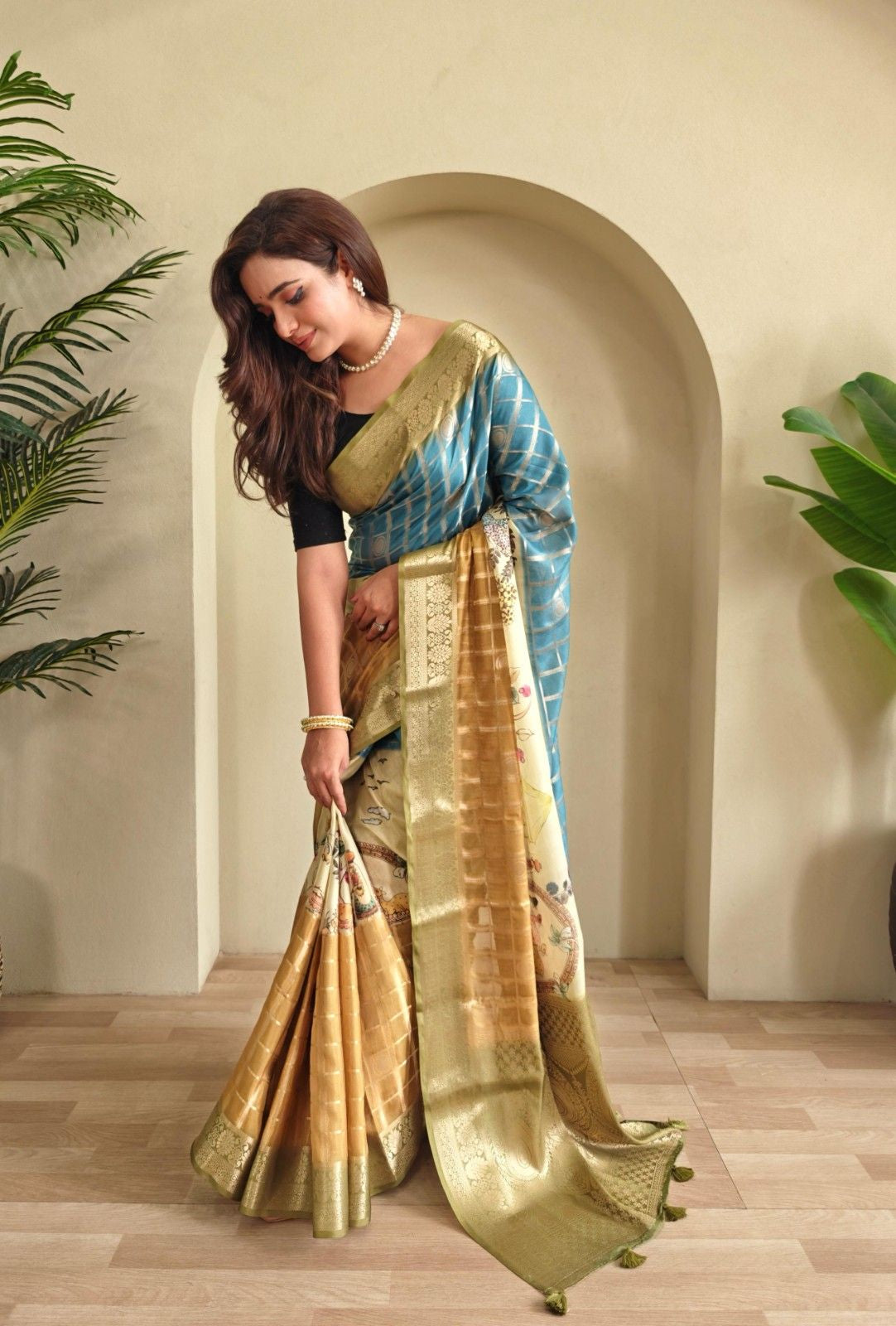 Georgette Weaving Saree with all-over digital prints, silver zari check pattern, rich pallu.