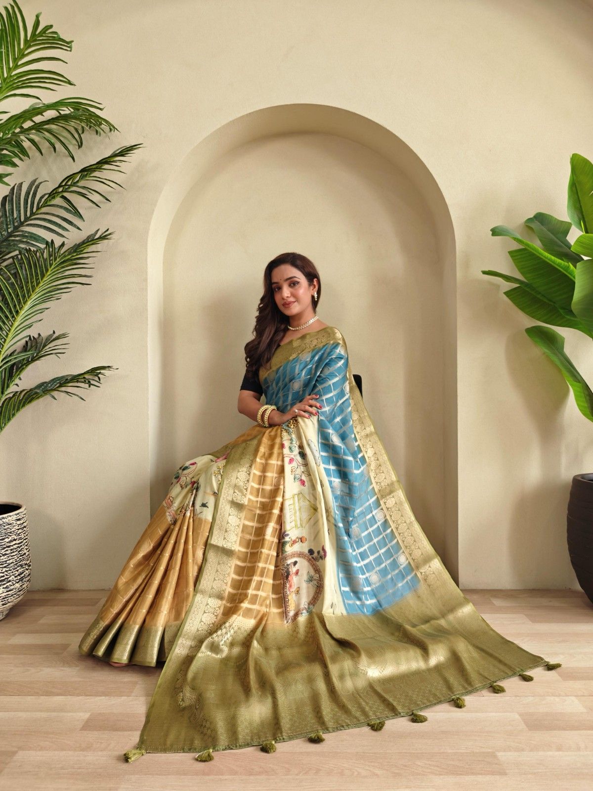 Georgette Weaving Saree with all-over digital prints, silver zari check pattern, rich pallu.
