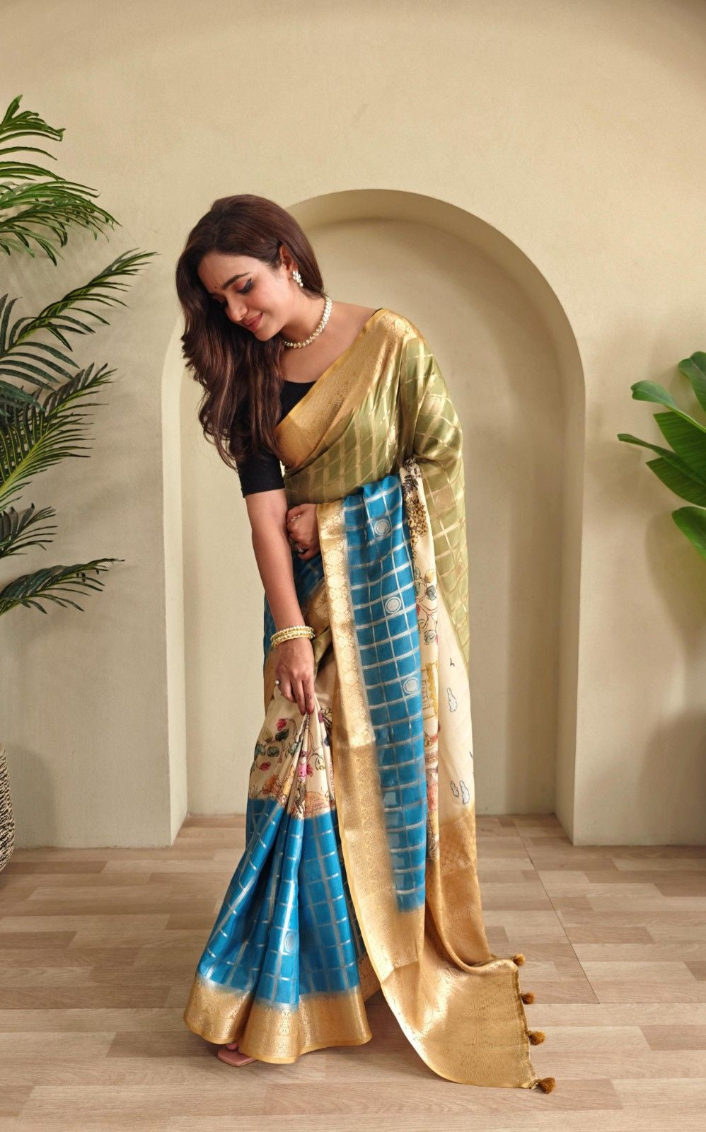 Georgette Weaving Saree with all-over digital prints, silver zari check pattern, rich pallu.