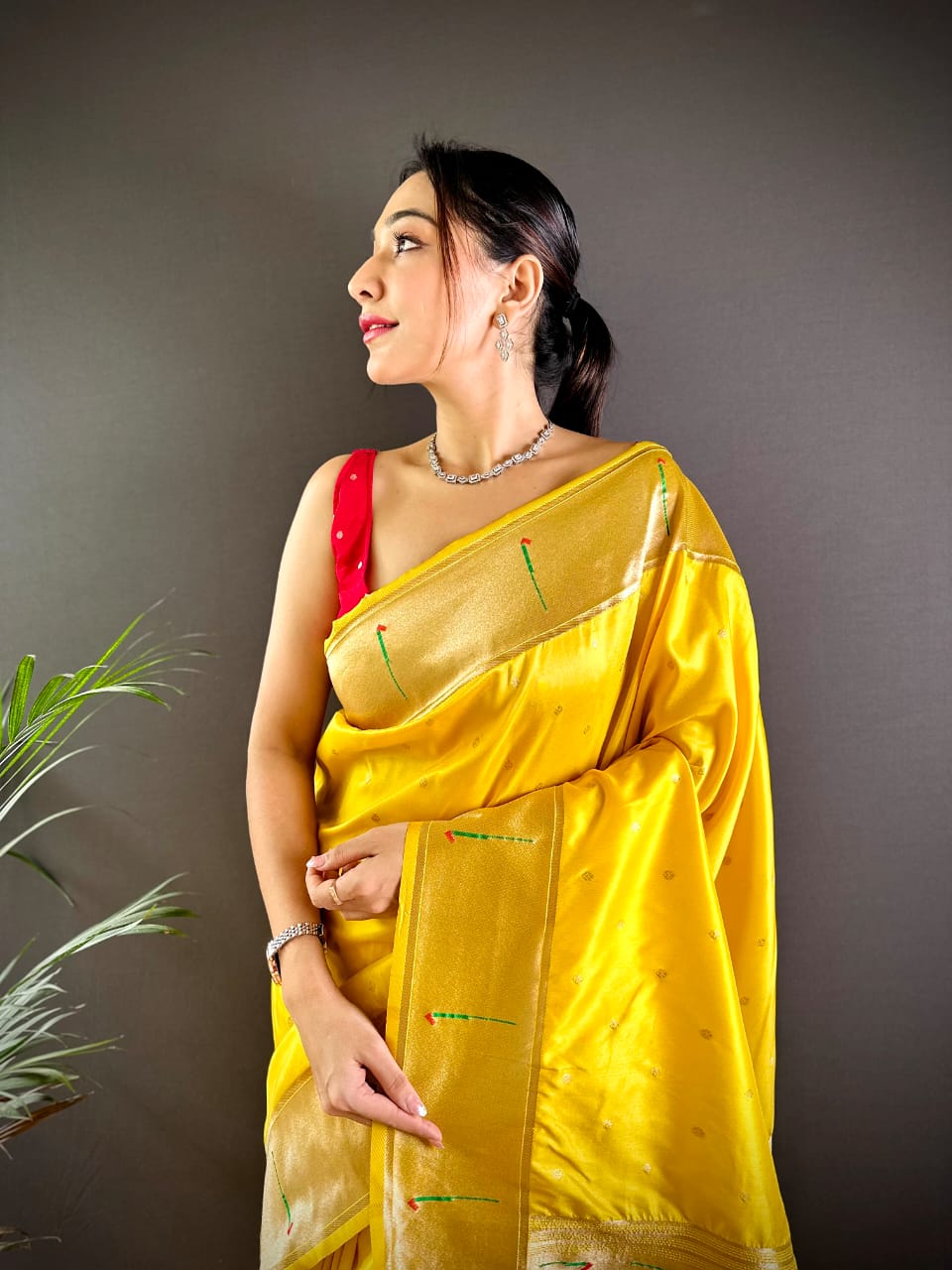 Pure Kanchipuram Silk Saree With Designer Pallu and Zari Border
