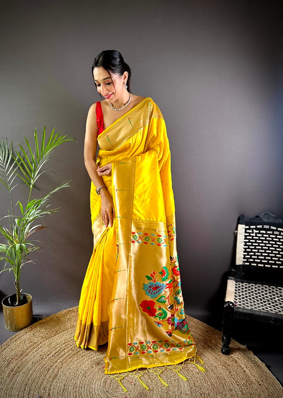Pure Kanchipuram Silk Saree With Designer Pallu and Zari Border