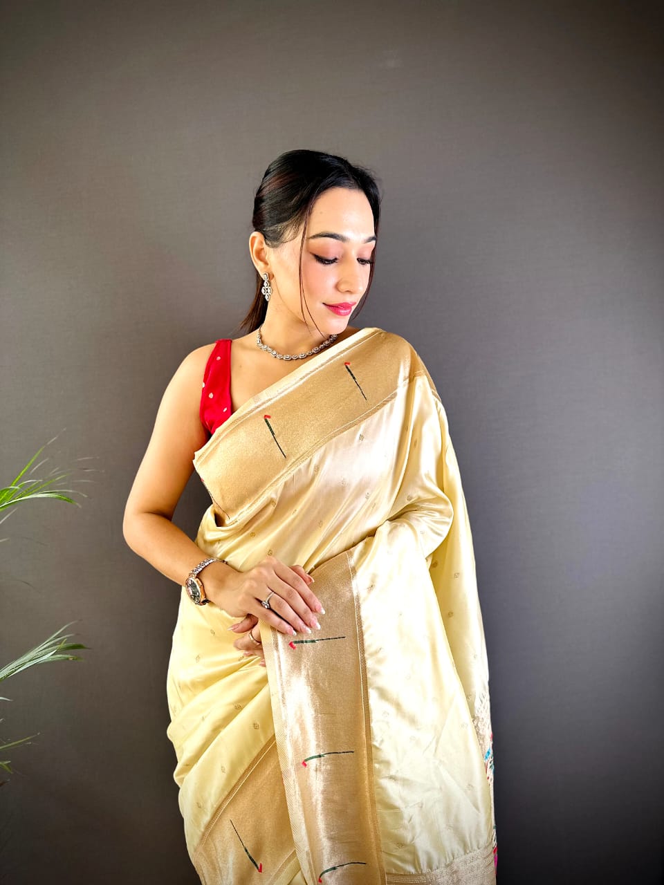 Pure Kanchipuram Silk Saree With Designer Pallu and Zari Border