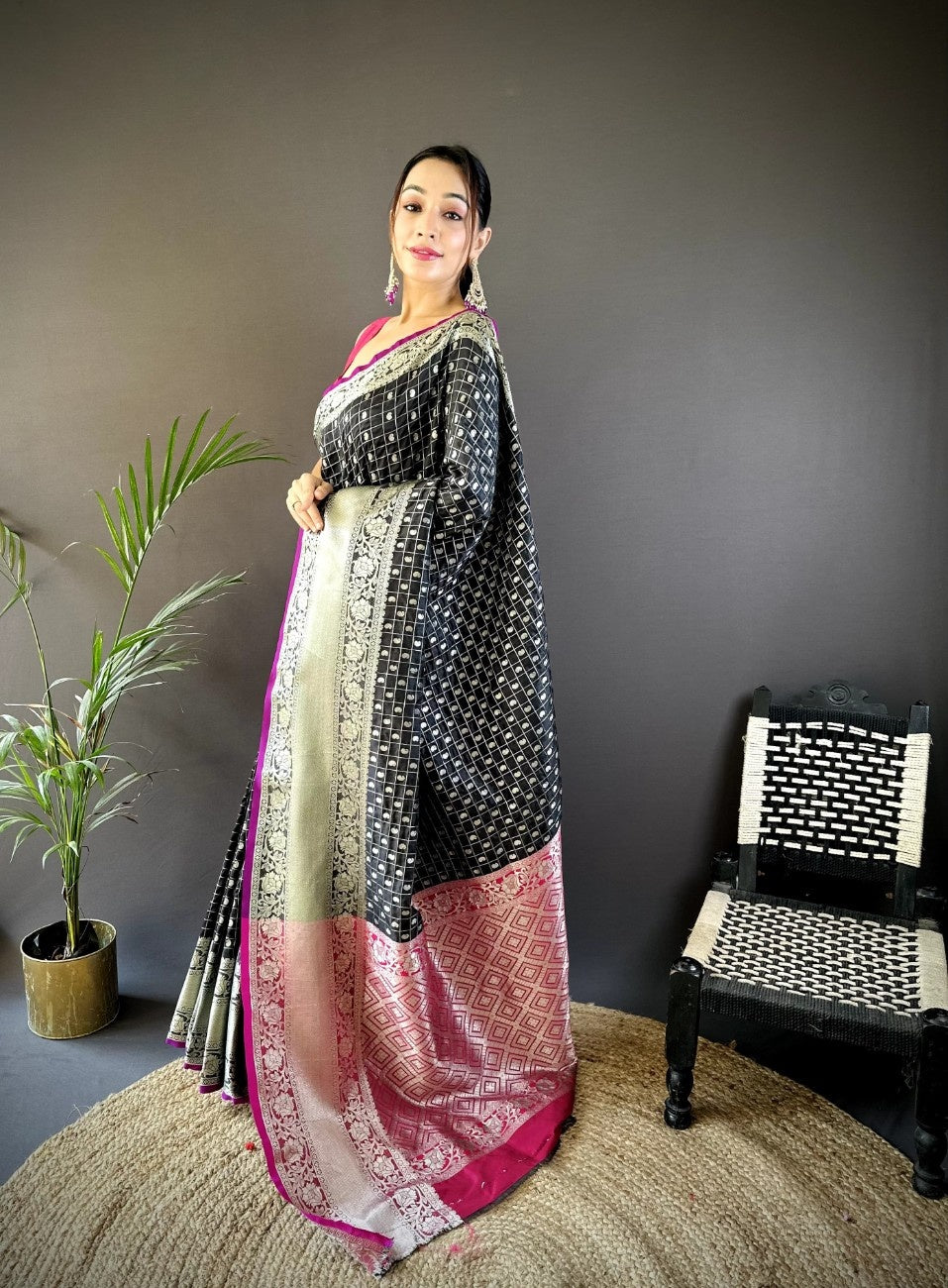 Pure Lichi Silk Saree with soft texture and a chex style weaving