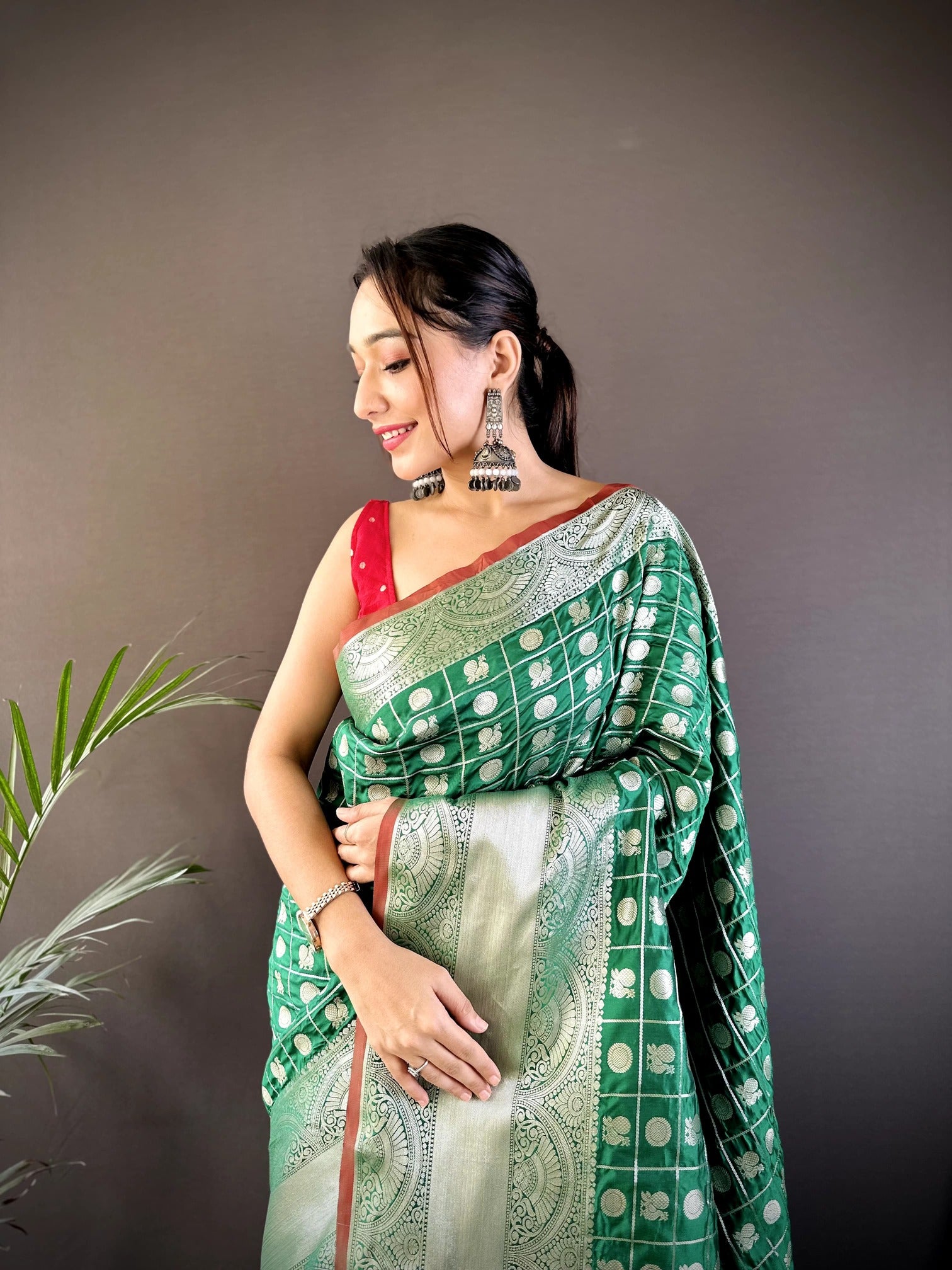 Pure  Lichi Silk Saree With  Silver Zari Weaving And Rich Pallu