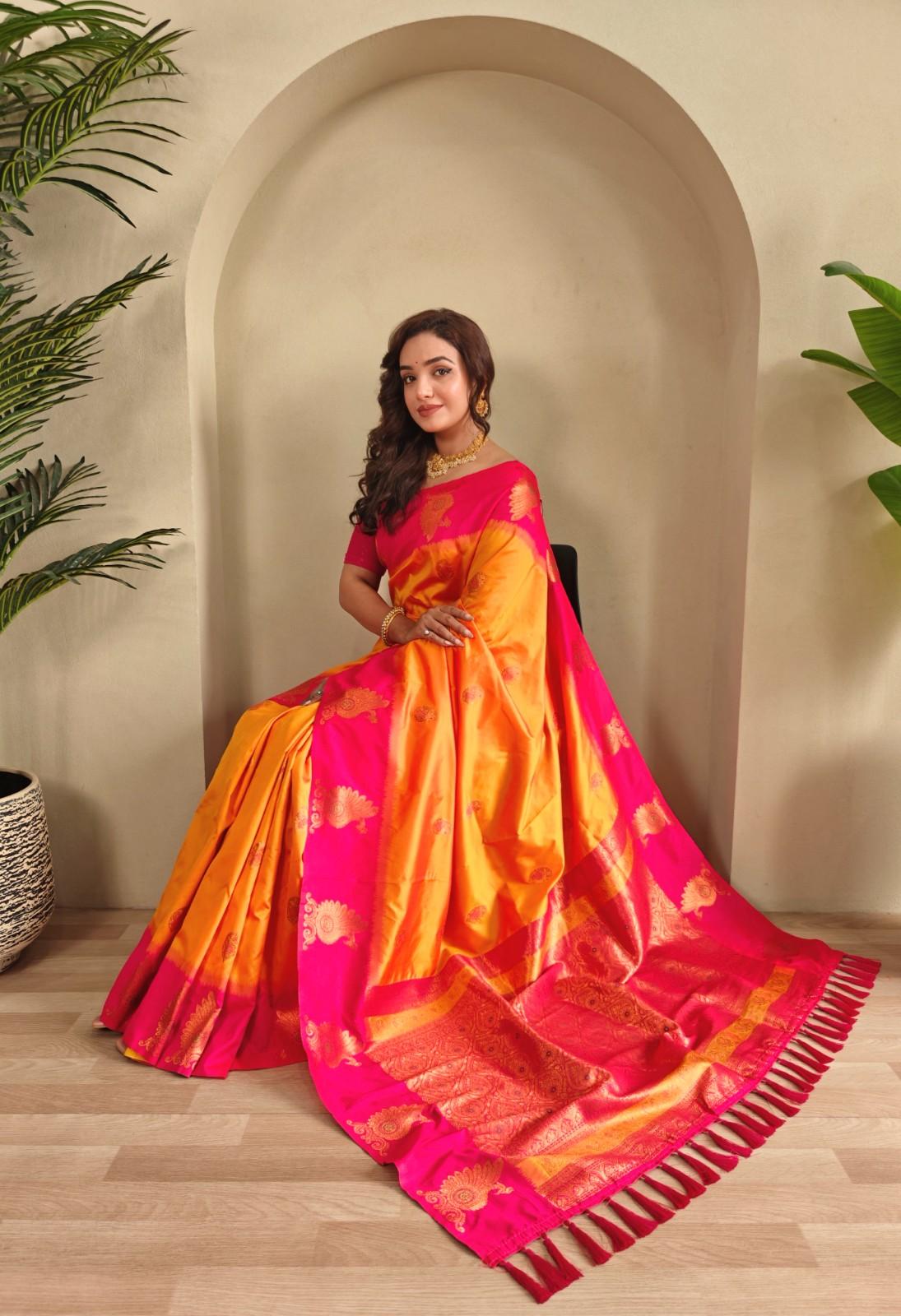 Premium Dual-Tone Silk Saree With Vibrant Contrast Pallu