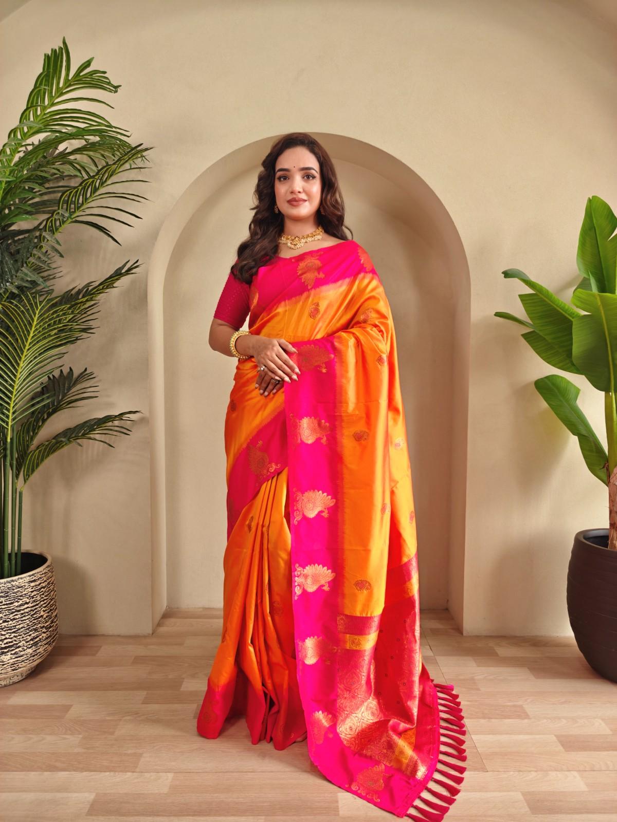 Premium Dual-Tone Silk Saree With Vibrant Contrast Pallu