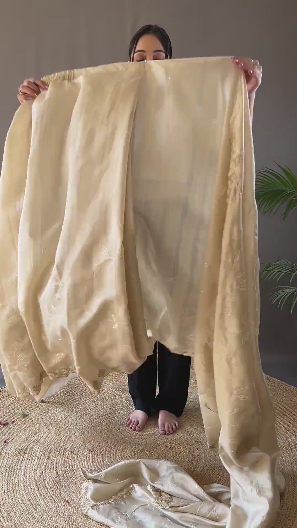 Pure Ruhi Silk & One Minute Ready-to-Wear Saree